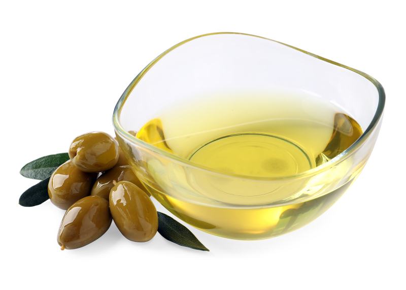 oil in a glass bowl for body butter