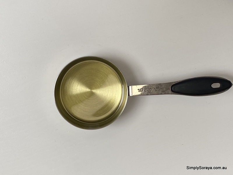facial oil mixture in a container