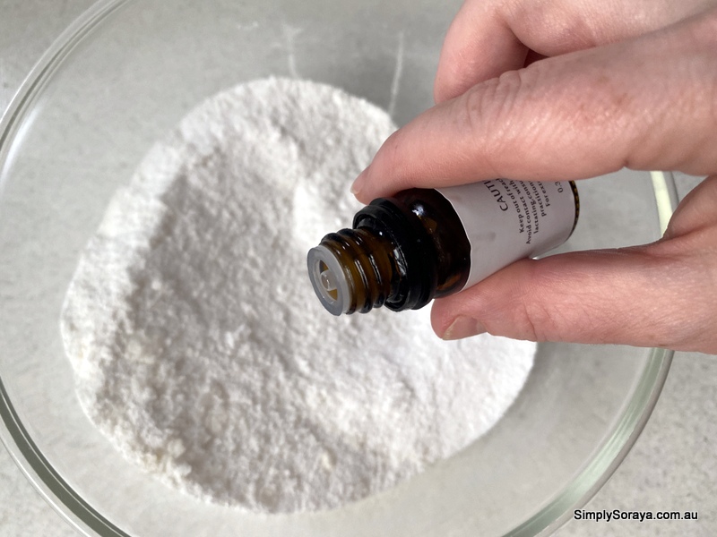 Adding essential oils to the laundry powder recipe